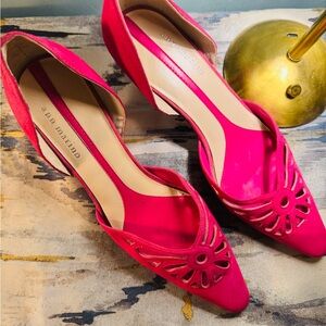 Ann Marino Pink Kitten Heel Pumps with Ruched Detail